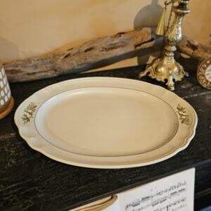 Pfaltzgraph Christmas Holly Leaf Stoneware Serving Platter Vintage Heirloom